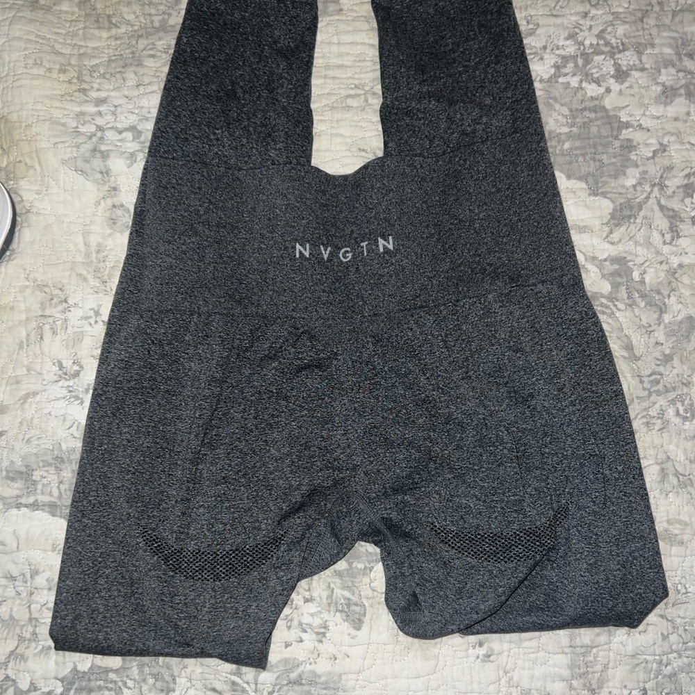NVGTV leggings